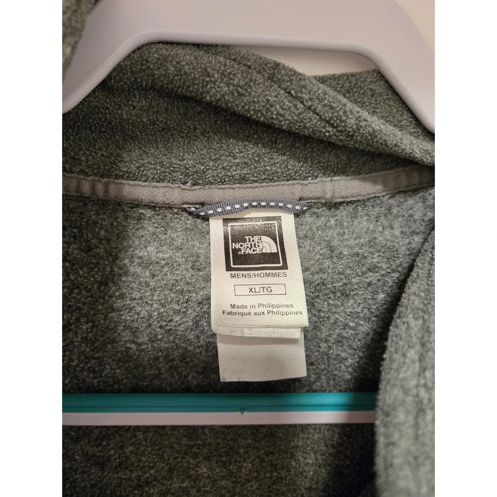 The North Face Mens XL Grey Quarter Zip Fleece Pullover Sweater